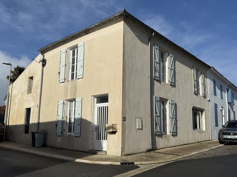 Maison - 92 m² - 3 pièces