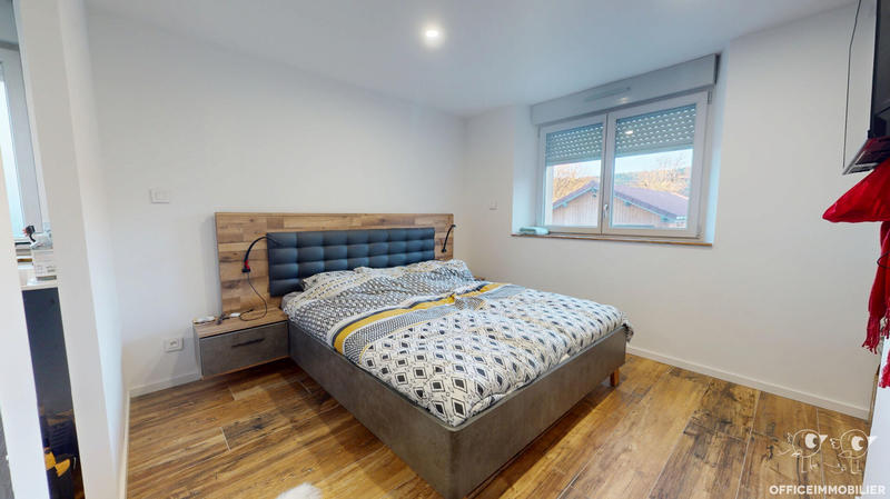 Appartement - 100 m² - 4 pièces