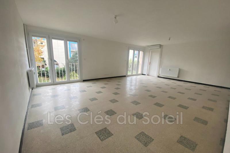 Appartement - 82 m² - 5 pièces