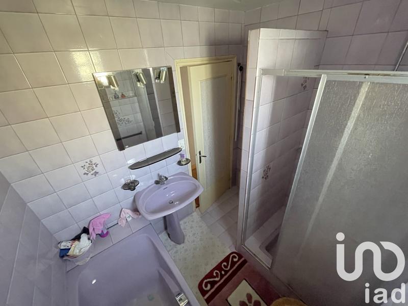 Maison - 303 m² - 12 pièces