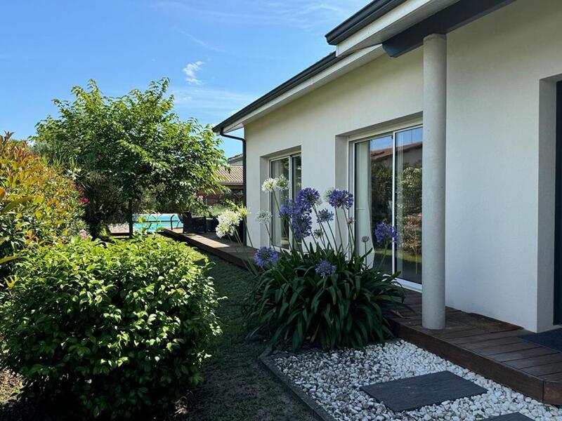 Maison - 111 m² - 4 pièces