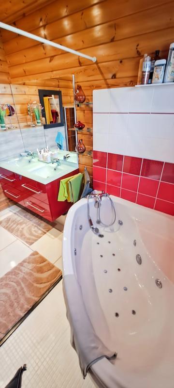 Maison - 108 m² - 4 pièces