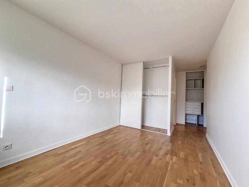 Appartement - 75 m² - 4 pièces
