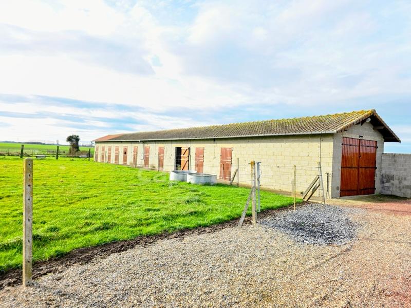 Propriété - 154 m² - 6 pièces