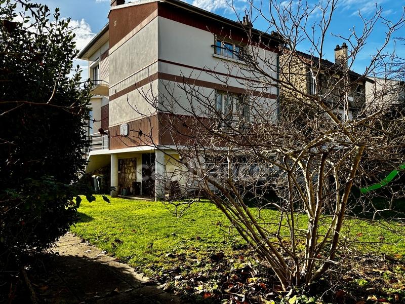 Maison - 188 m² - 9 pièces