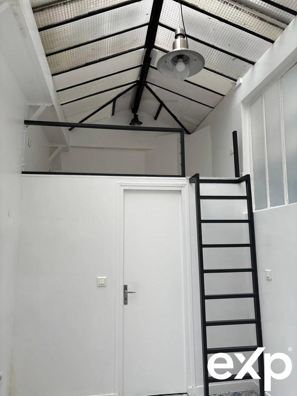 Local d'activités - 23 m² - 2 pièces