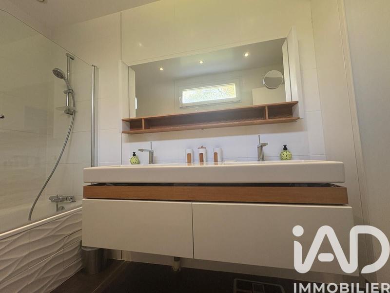 Maison - 178 m² - 7 pièces