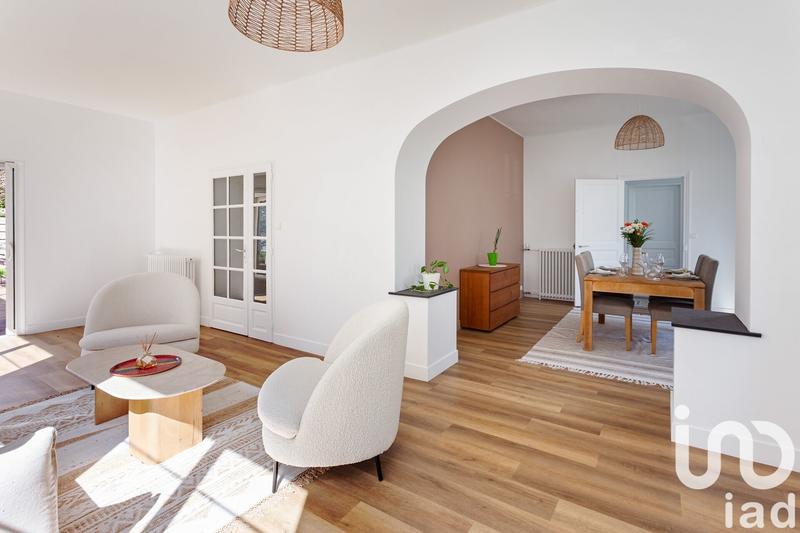 Maison de ville - 210 m² - 8 pièces