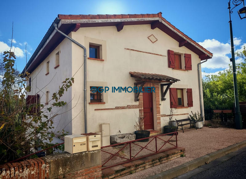 Maison traditionnelle - 212 m² - 8 pièces