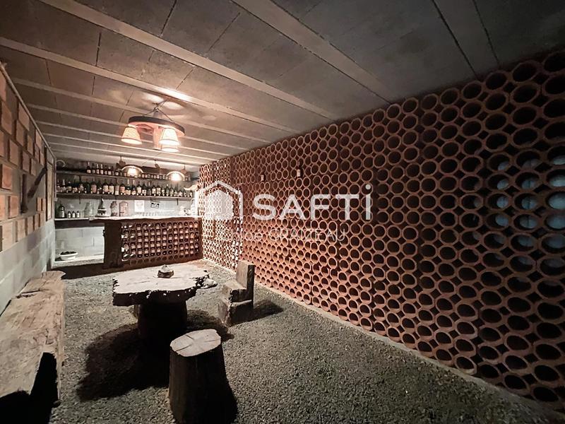 Maison - 192 m² - 7 pièces