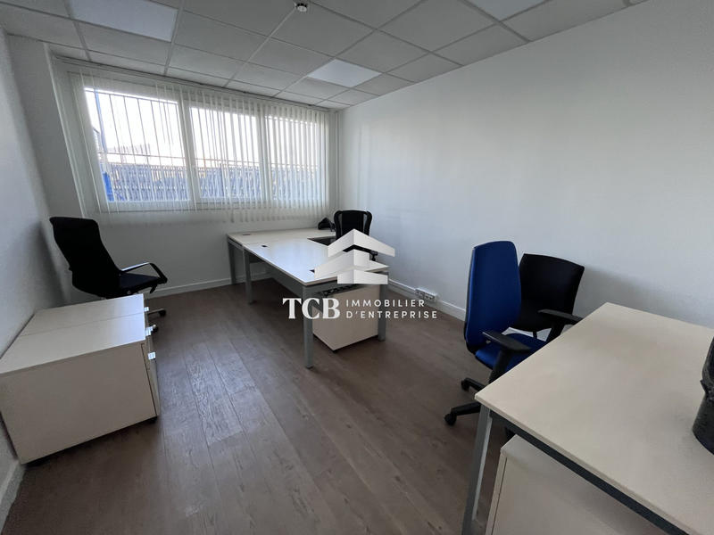 Local d'activités - 1 460 m²