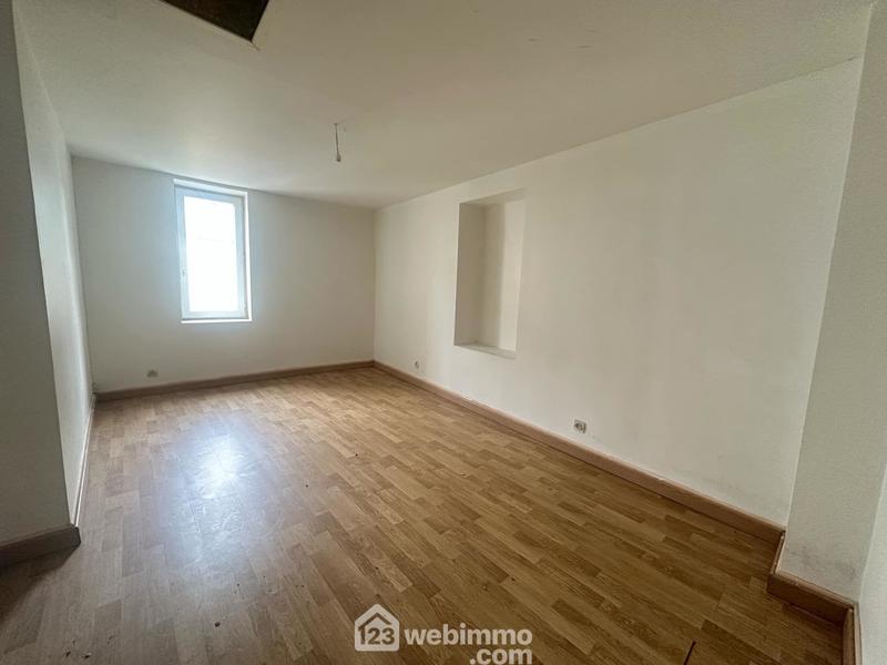 Immeuble - 167 m² - 9 pièces