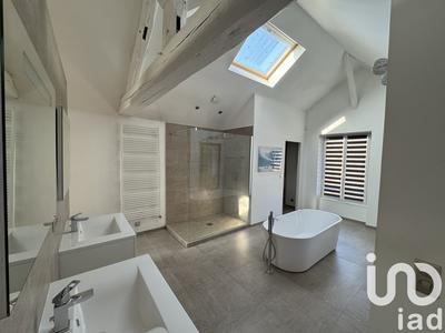 Maison - 162 m² - 8 pièces