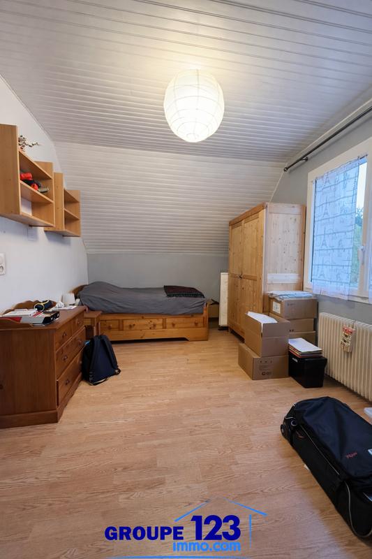 Maison - 251 m² - 8 pièces