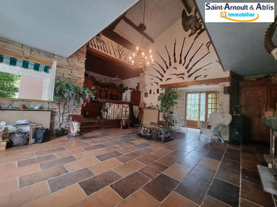 Maison ancienne - 222 m² - 6 pièces