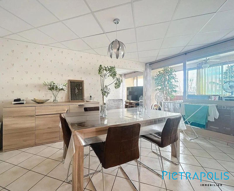 Appartement - 77 m² - 3 pièces