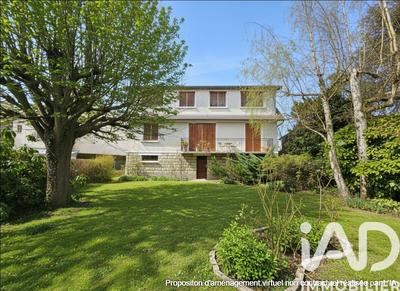 Maison - 165 m² - 8 pièces