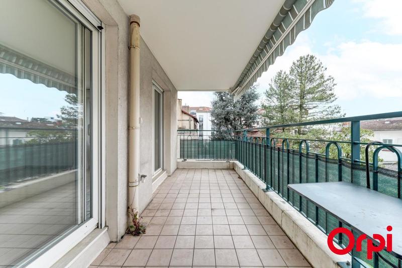 Appartement - 111 m² - 5 pièces