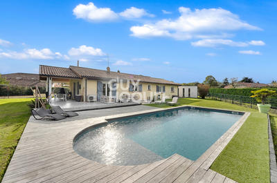 Maison - 143 m² - 6 pièces