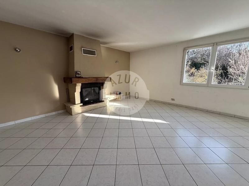 Maison - 197 m² - 7 pièces