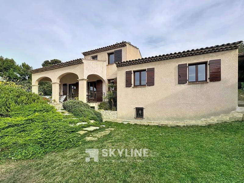 Maison - 134 m² - 5 pièces