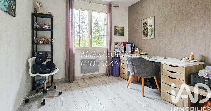 Maison - 200 m² - 7 pièces