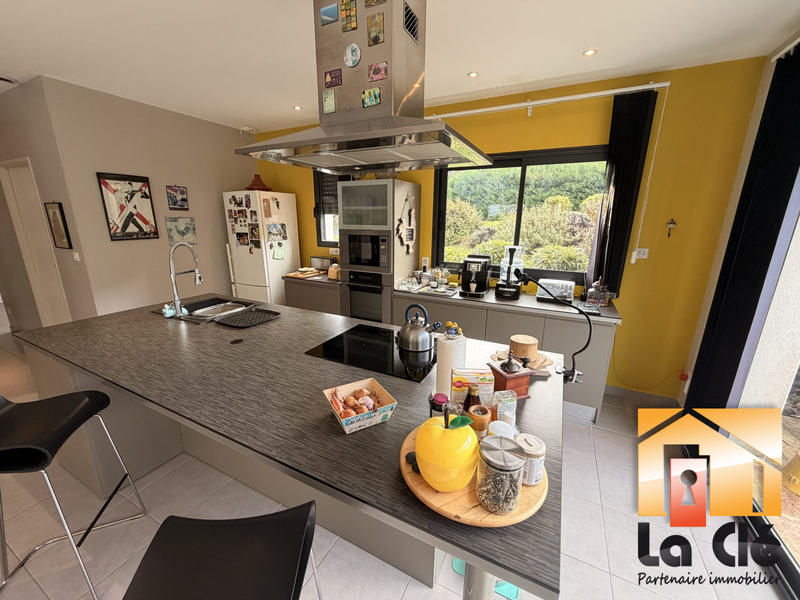 Maison contemporaine - 156 m² - 5 pièces