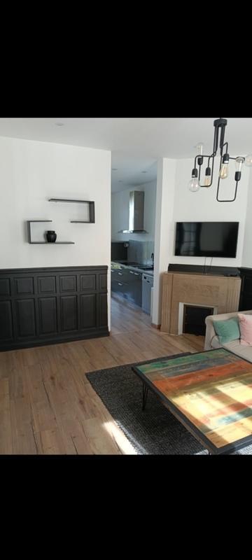 Maison - 180 m² - 8 pièces