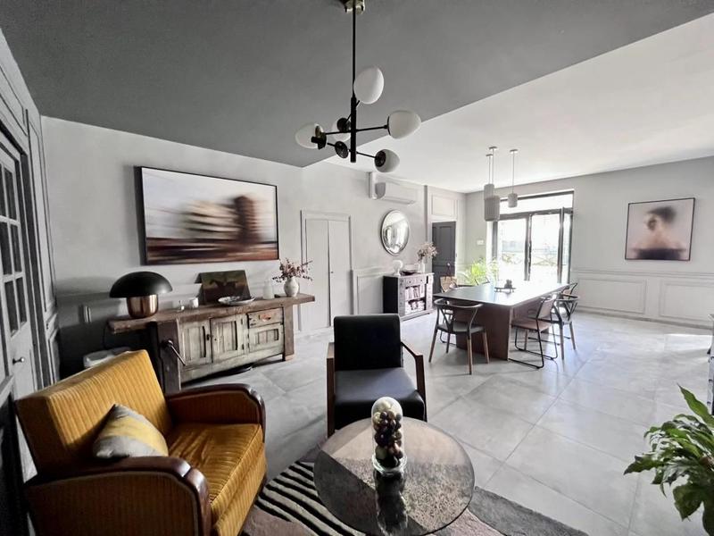 Maison de village - 400 m² - 12 pièces