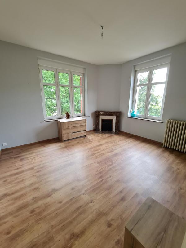 Maison - 250 m² - 11 pièces