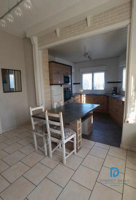 Maison - 168 m² - 8 pièces