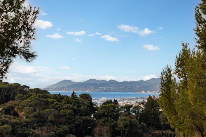 Villa - 160 m² - 6 pièces