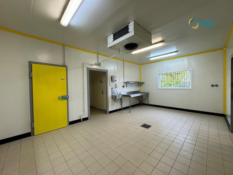 Local commercial - 415 m²