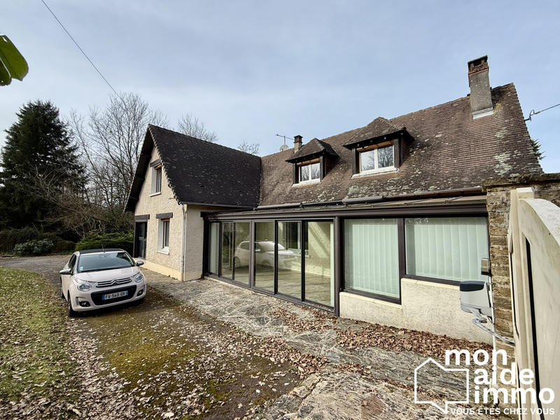 Maison - 250 m² - 7 pièces
