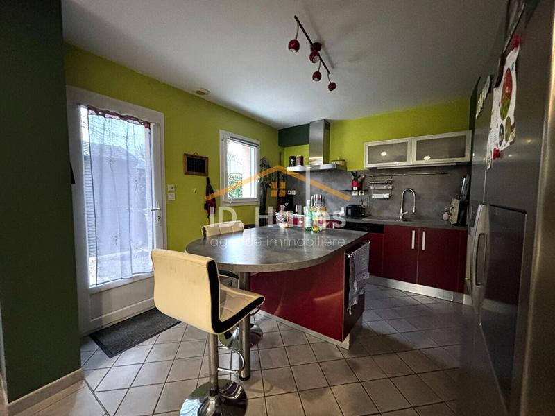 Maison - 162 m² - 8 pièces