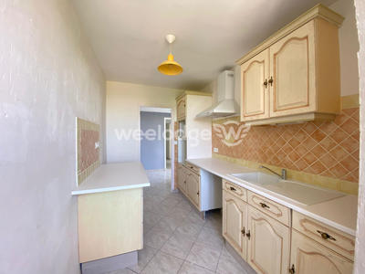 Appartement - 84 m² - 4 pièces