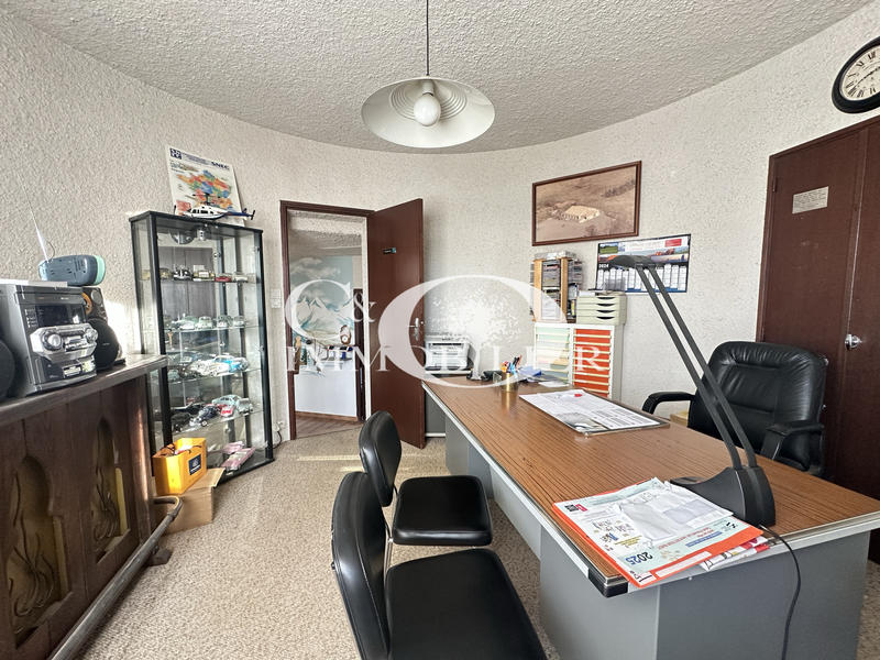 Maison - 191 m² - 7 pièces