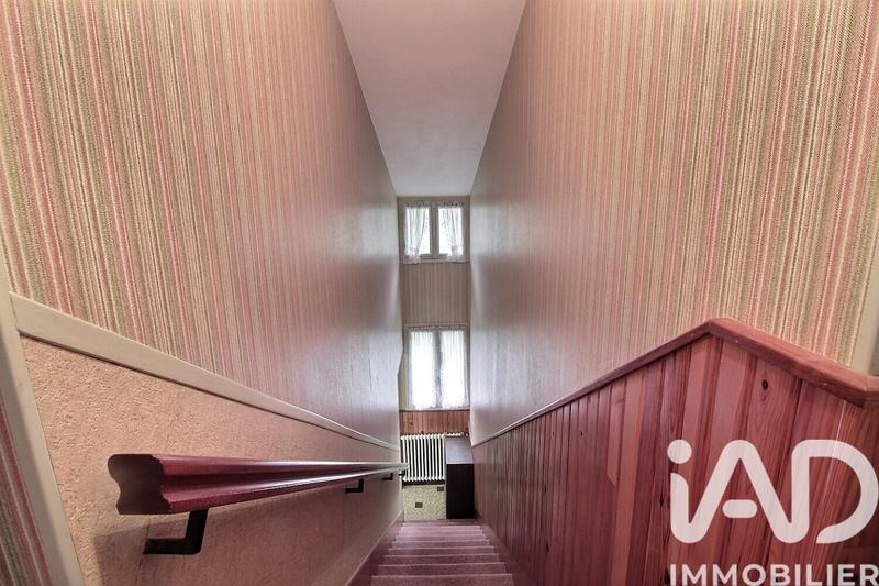 Maison - 162 m² - 11 pièces