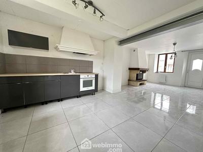 Maison - 85 m² - 4 pièces