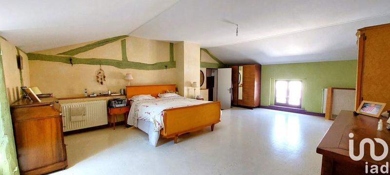 Maison - 325 m² - 10 pièces