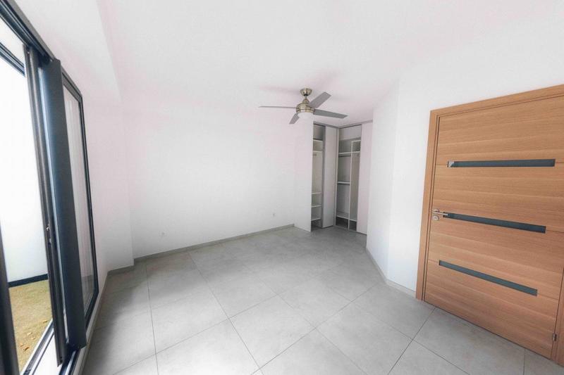 Appartement - 95 m² - 4 pièces