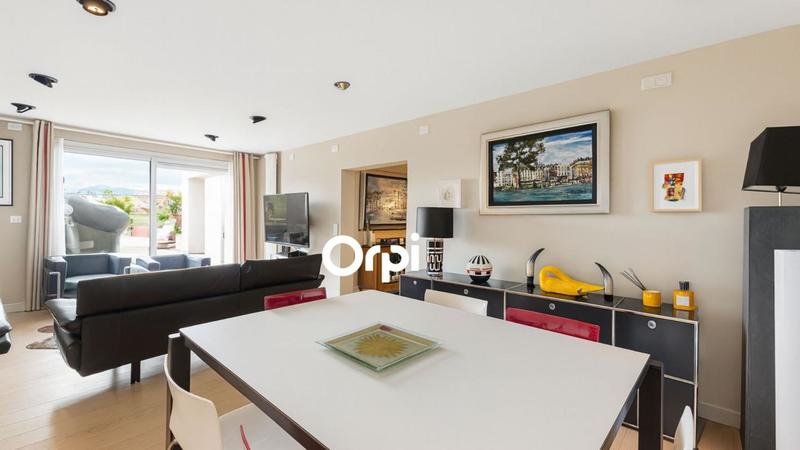 Maison - 98 m² - 4 pièces