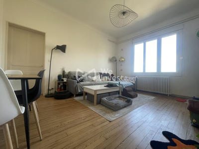 Appartement - 83 m² - 3 pièces