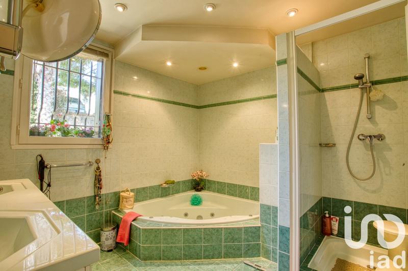 Maison - 164 m² - 5 pièces