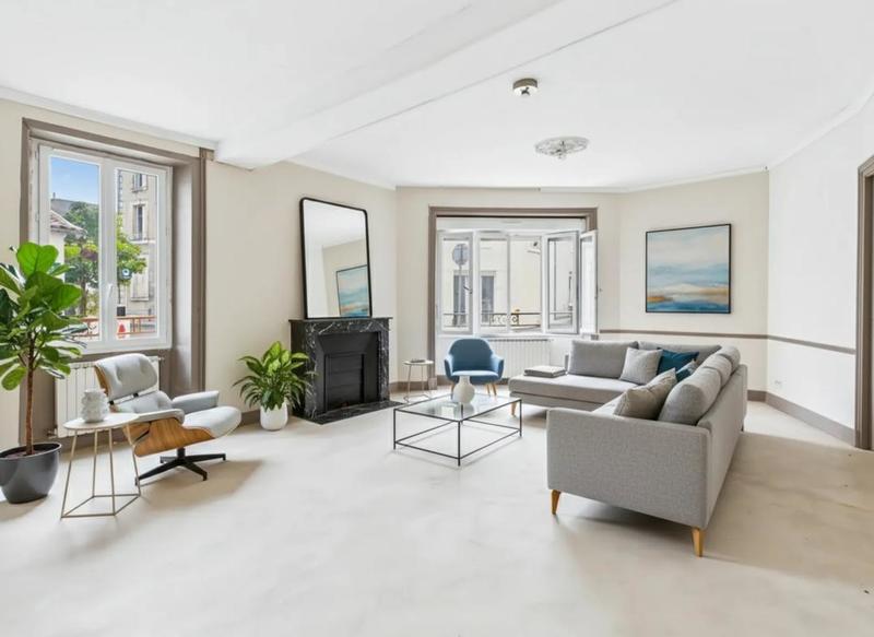 Maison - 291 m² - 6 pièces