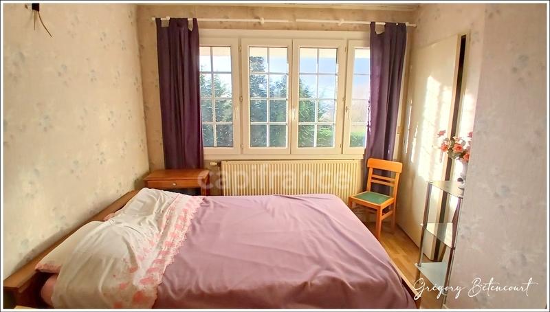 Maison - 102 m² - 6 pièces