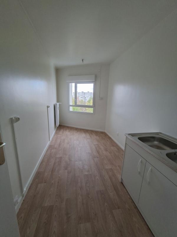 Appartement - 98 m² - 5 pièces