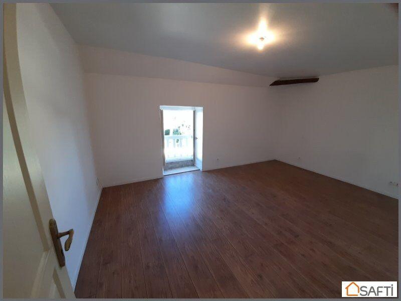 Maison - 205 m² - 7 pièces