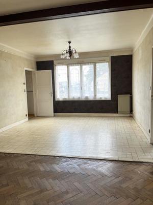 Maison - 98 m² - 5 pièces