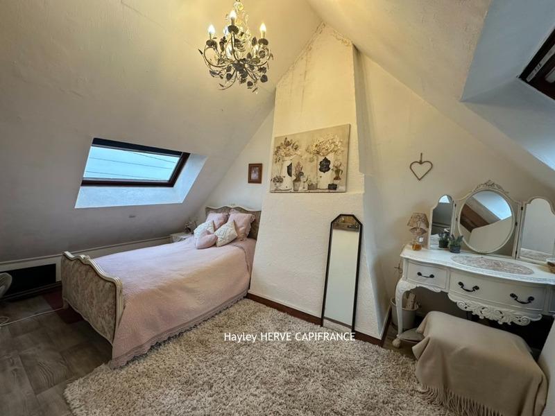 Maison en pierre - 170 m² - 6 pièces